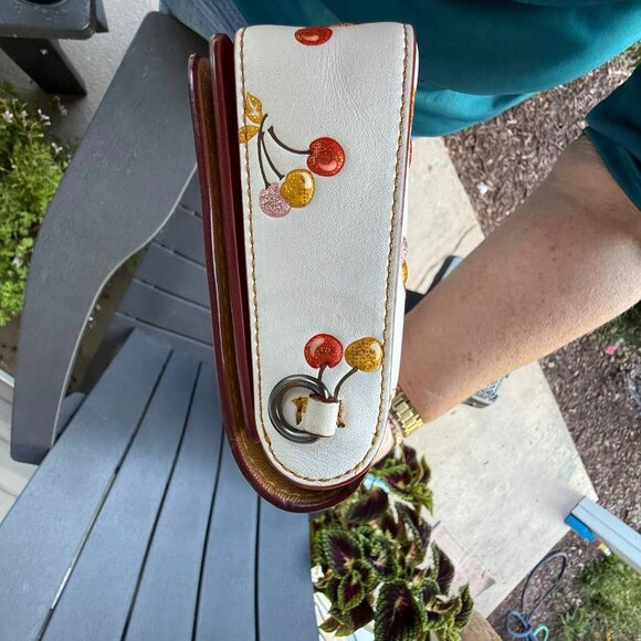 HTF Coach Cherry Collection Dinky 1941 Collection - Picture 4 of 9